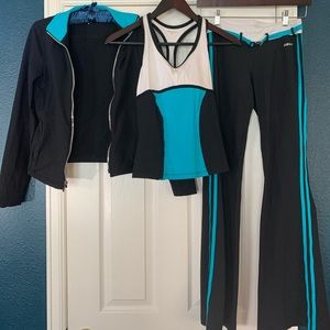 Bebe Sport 3-piece yoga set